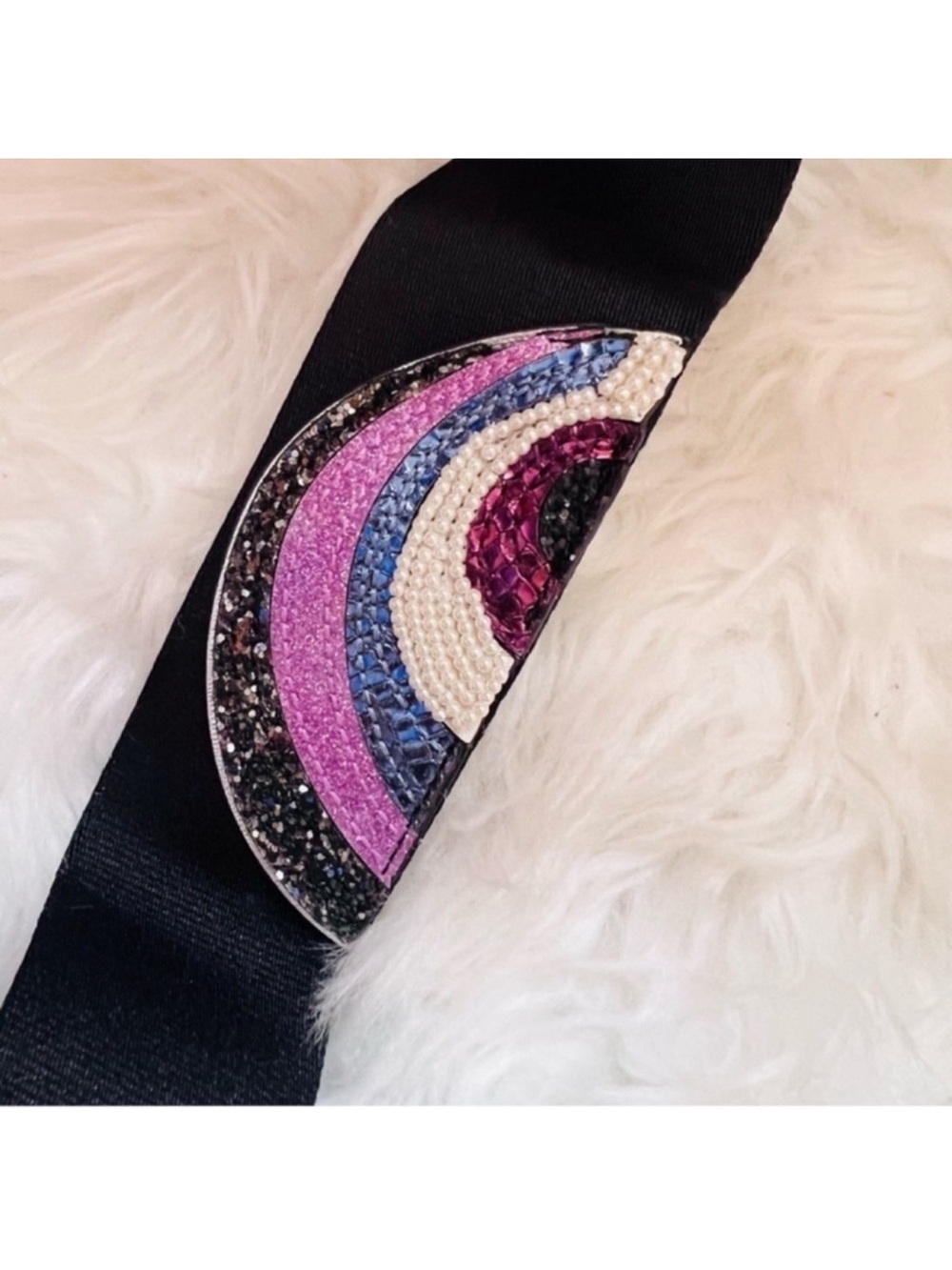 New Limited Edition Marc Jacobs Embellished Snapshot “Pill” Crossbody Camera Bag - Picture 13 of 15